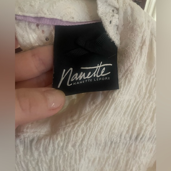 Nanette Lapore size medium cream lacy detail long sleeve blouse - Picture 4 of 4